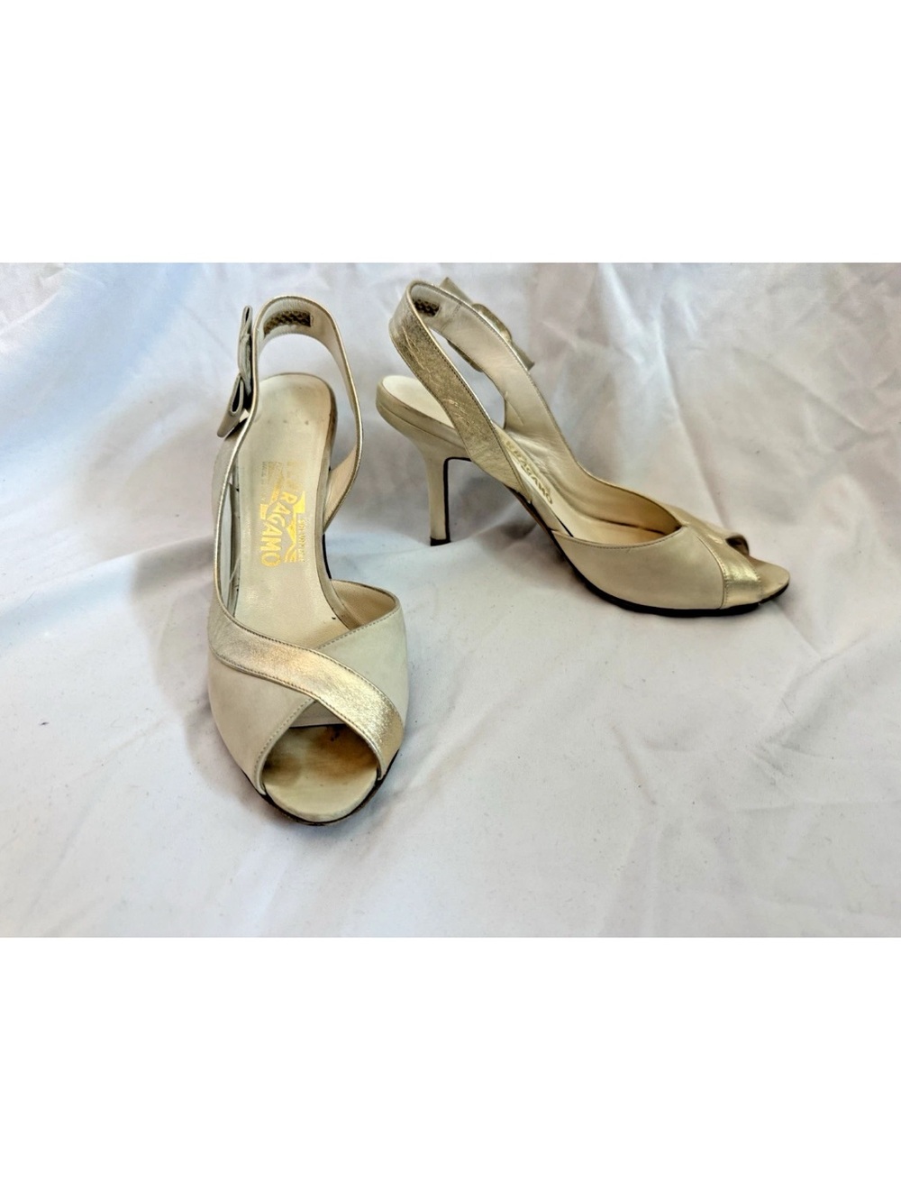Salvatore Ferragamo Cream And Gold Heels - Size 8.5 B